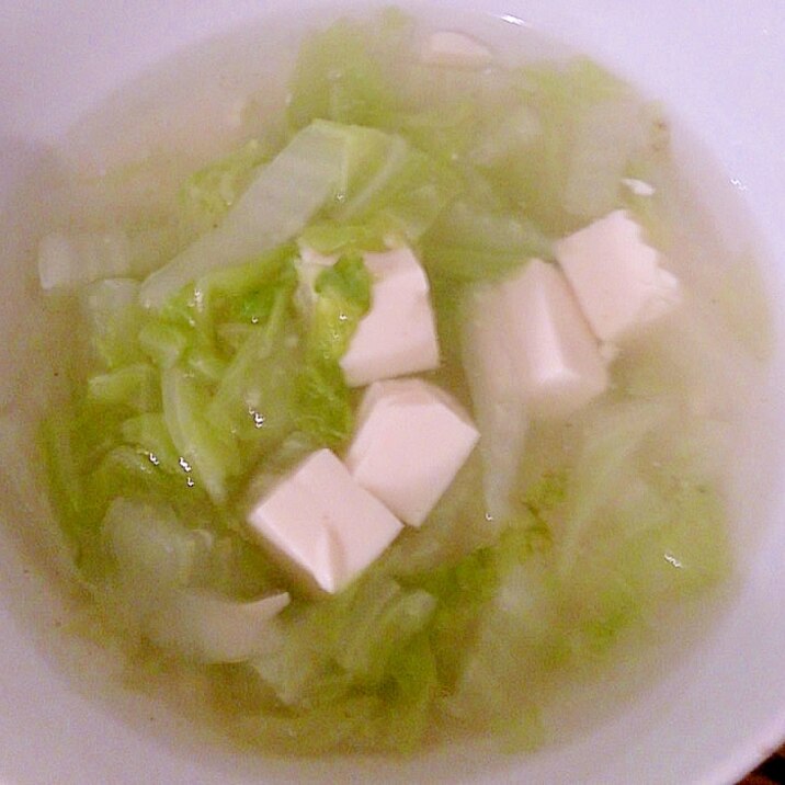 白菜・豆腐の生姜スープ